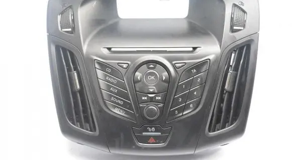Ford Focus Radio/CD/DVD/GPS head unit AM5T18K811AD