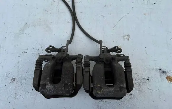 Opel Astra K Rear brake caliper