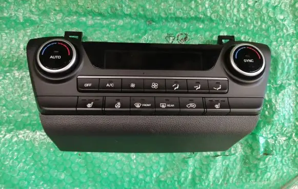 Hyundai Tucson TL Climate control unit 97250D7FH0 181005