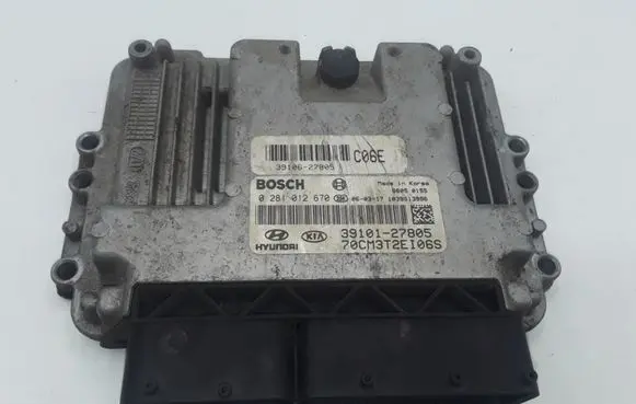 Hyundai Santa Fe Engine control unit/module 0281012670 3910127805 70CM3T2EI06S