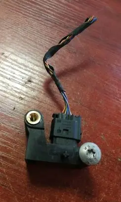 BMW 5 E60 E61 Airbag deployment crash/impact sensor 6977398