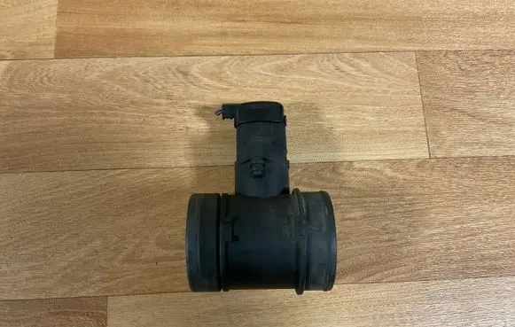 Porsche Cayenne (9PA) Mass air flow meter 0281002435