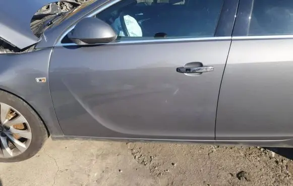 Opel Insignia A Front door