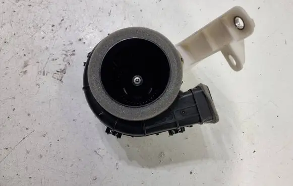 Toyota Yaris Cross Hybrid/electric vehicle battery fan G9230K0021 BASF510B40 2212007686