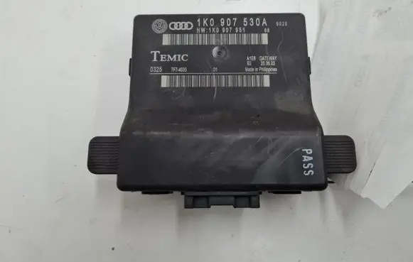 Volkswagen Touran I Gateway control module 1K0907530A 1K0907951