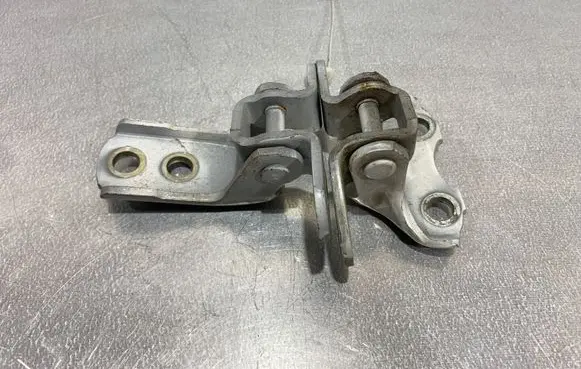Toyota Prius (XW30) Front door hinge set A046694
