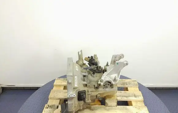 Manual 6 speed gearbox