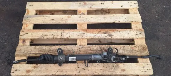 Toyota Corolla Verso E121 Steering rack
