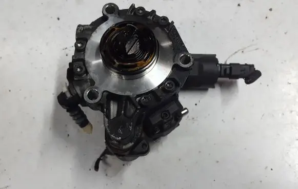 Ford Mondeo MK IV Fuel injection high pressure pump 9685705080XAUTOPX 9685705080 5WS40380