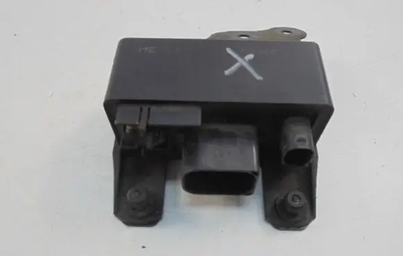 Mercedes-Benz Sprinter W901 W902 W903 W904 Glow plug pre-heat relay