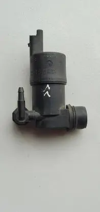 Peugeot 307 Windscreen/windshield washer pump 9641553880