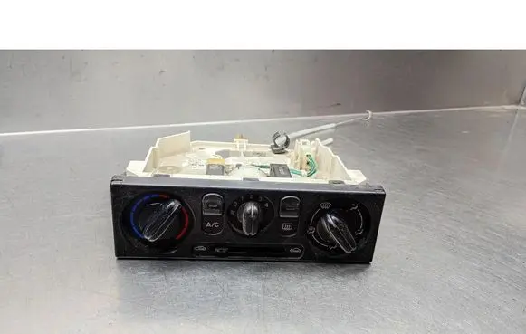 Mazda 626 Air conditioning/heating control unit 