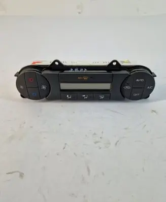 Ford Mondeo Mk III Climate control unit 3S7T18C612AJ