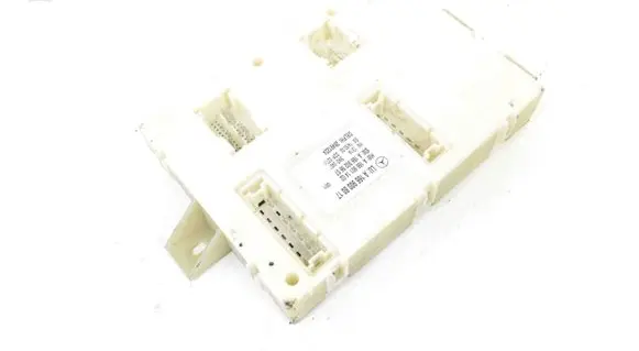Mercedes-Benz ML W166 Central body control module A1669008017