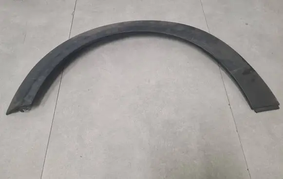 Mini One - Cooper Coupe R56 Front arch trim 14614910 2757209