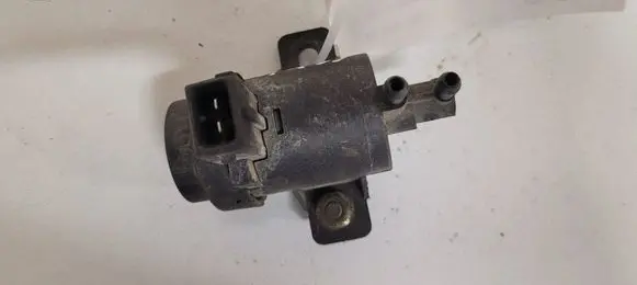 Opel Vivaro Turbo solenoid valve 7700113071