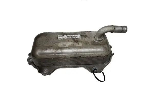 Toyota Corolla Verso E121 Engine oil radiator 157100R010 880243D