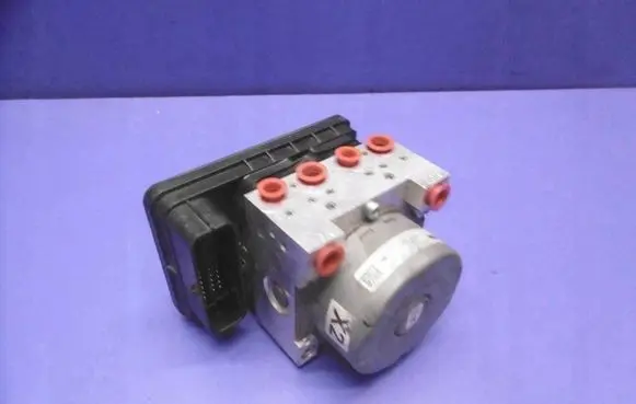 Ford B-MAX ABS Pump D1B12C405AE D1B12C013BC