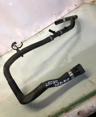 Peugeot 508 II Engine coolant pipe/hose