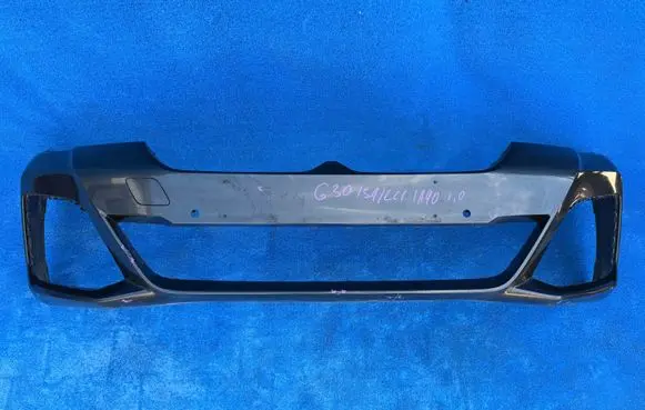 BMW 5 G30 G31 G38 Front bumper 8089644