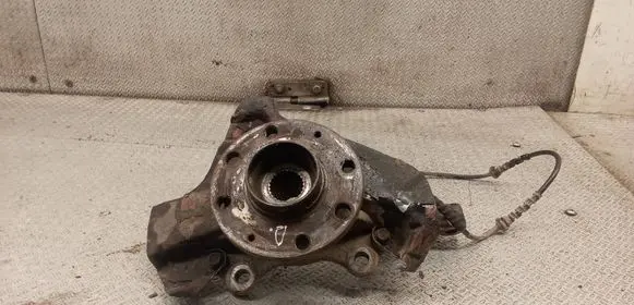 Opel Corsa D Front wheel hub spindle knuckle 