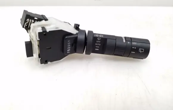 Nissan Qashqai Wiper switch 