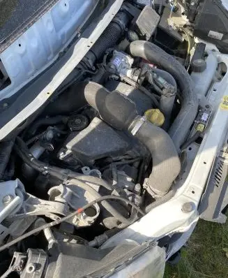 Nissan Note (E11) Engine