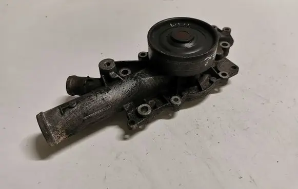 Mercedes-Benz E W211 Water pump