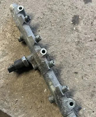 Peugeot 607 Fuel main line pipe 0281002283 0445214017 028100228