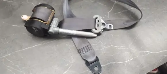 Peugeot 806 Front seatbelt 0440034003