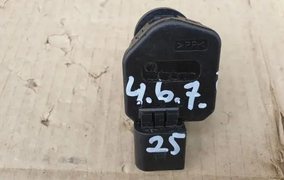 Mercedes-Benz Sprinter W906 Headlight level adjustment motor A9068880200 A906888000