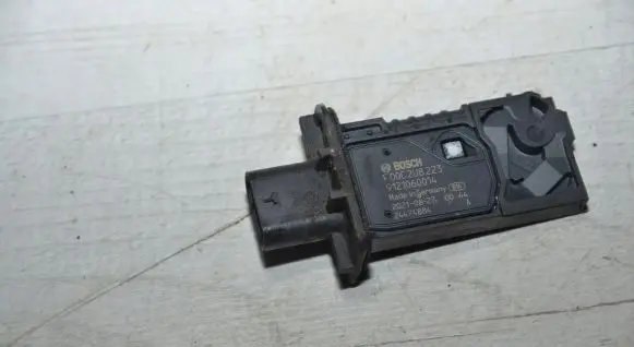 KIA Rio Mass air flow meter 9121060014