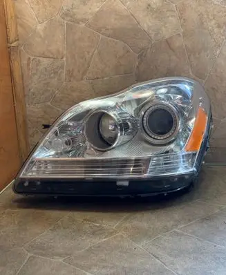 Mercedes-Benz GL X164 Headlight/headlamp