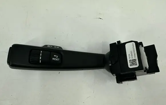 Volvo V40 Indicator stalk 31394001