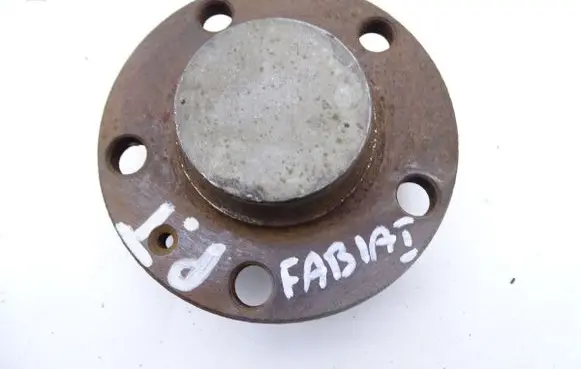 Skoda Fabia Mk2 (5J) Rear wheel ball bearing 