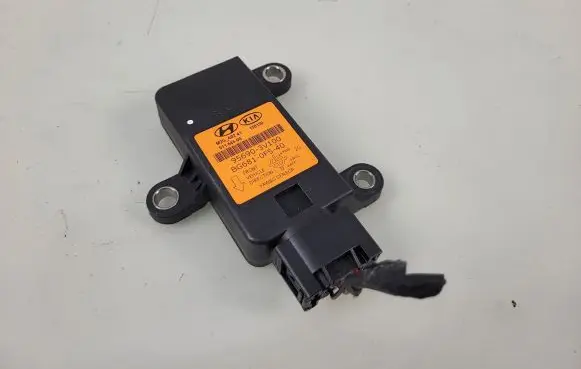 KIA Carens III ESP acceleration yaw rate sensor 95690-3V100