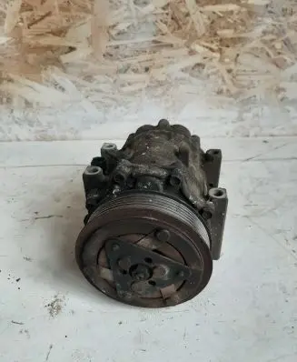 Volvo V50 Air conditioning (A/C) compressor (pump) 3M5H19D629HB