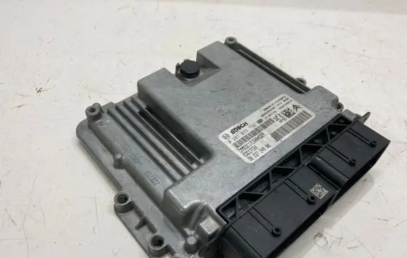 Peugeot 3008 II Engine control unit/module 9806460480 0281034189 1617872880
