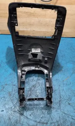 Volvo V60 Center console