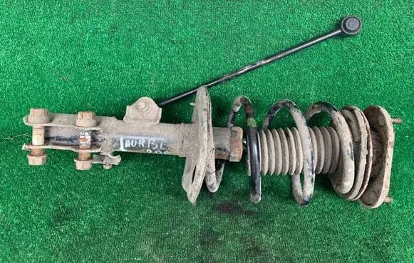 Toyota Auris 150 Front shock absorber with coil spring