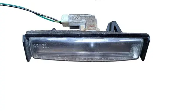 Volkswagen PASSAT B5.5 Number plate light