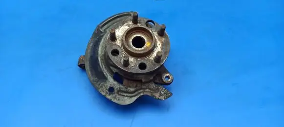 Cadillac Eldorado Front wheel hub