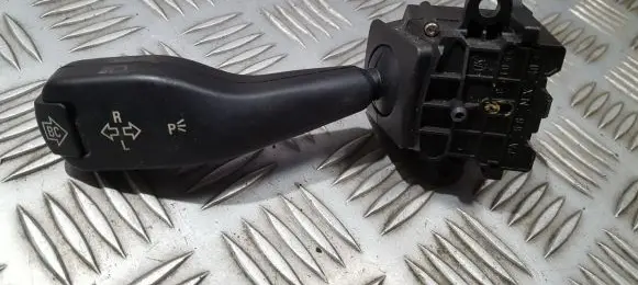 BMW 3 E46 Indicator stalk 8363668 01104010
