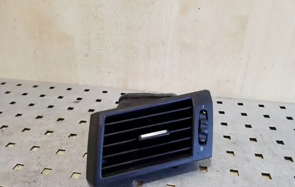 BMW X3 E83 Dashboard side air vent grill/cover trim 3400075