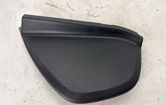 Infiniti QX30 Dashboard side end trim 684RB5DF0A 684995DF0A