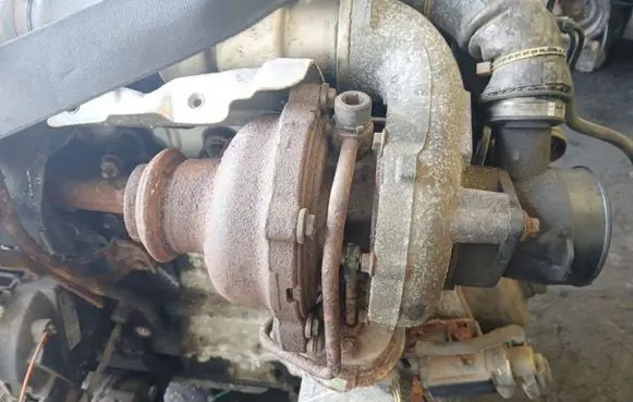 Ford Grand C-MAX Turbo 9686120680
