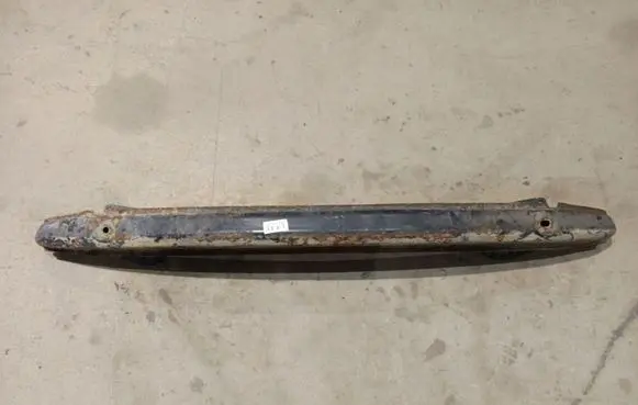 Volkswagen Golf IV Rear beam 