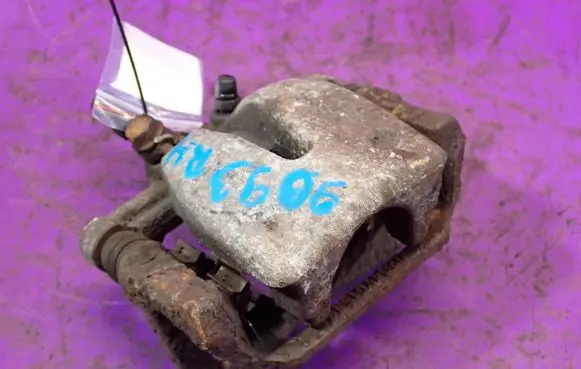 Toyota Avensis Verso Rear brake caliper