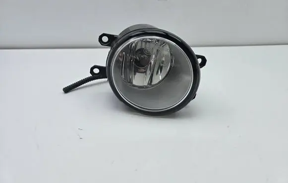 Toyota Prius (XW30) Front fog light 812100D042 A044633