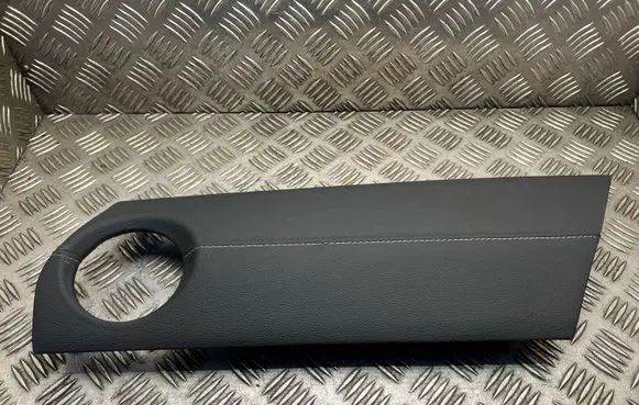 Toyota Auris E180 Panel trim 5547002130